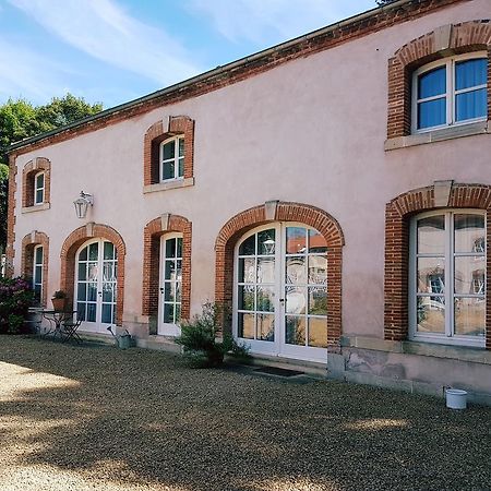 Chateau Mesny Gite Au Fil Des Pages Vic-sur-Seille Εξωτερικό φωτογραφία
