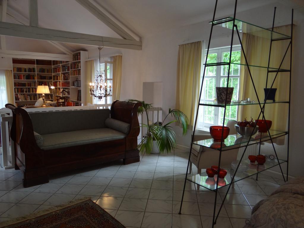Chateau Mesny Gite Au Fil Des Pages Vic-sur-Seille Εξωτερικό φωτογραφία