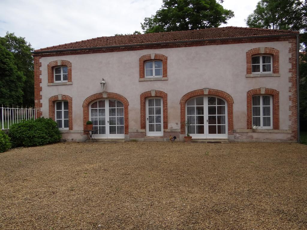 Chateau Mesny Gite Au Fil Des Pages Vic-sur-Seille Εξωτερικό φωτογραφία